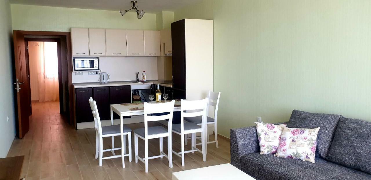 อพาร์ตโฮเต็ล อิกลิกา Aparthotel เปาโมเรีย ภายนอก รูปภาพ